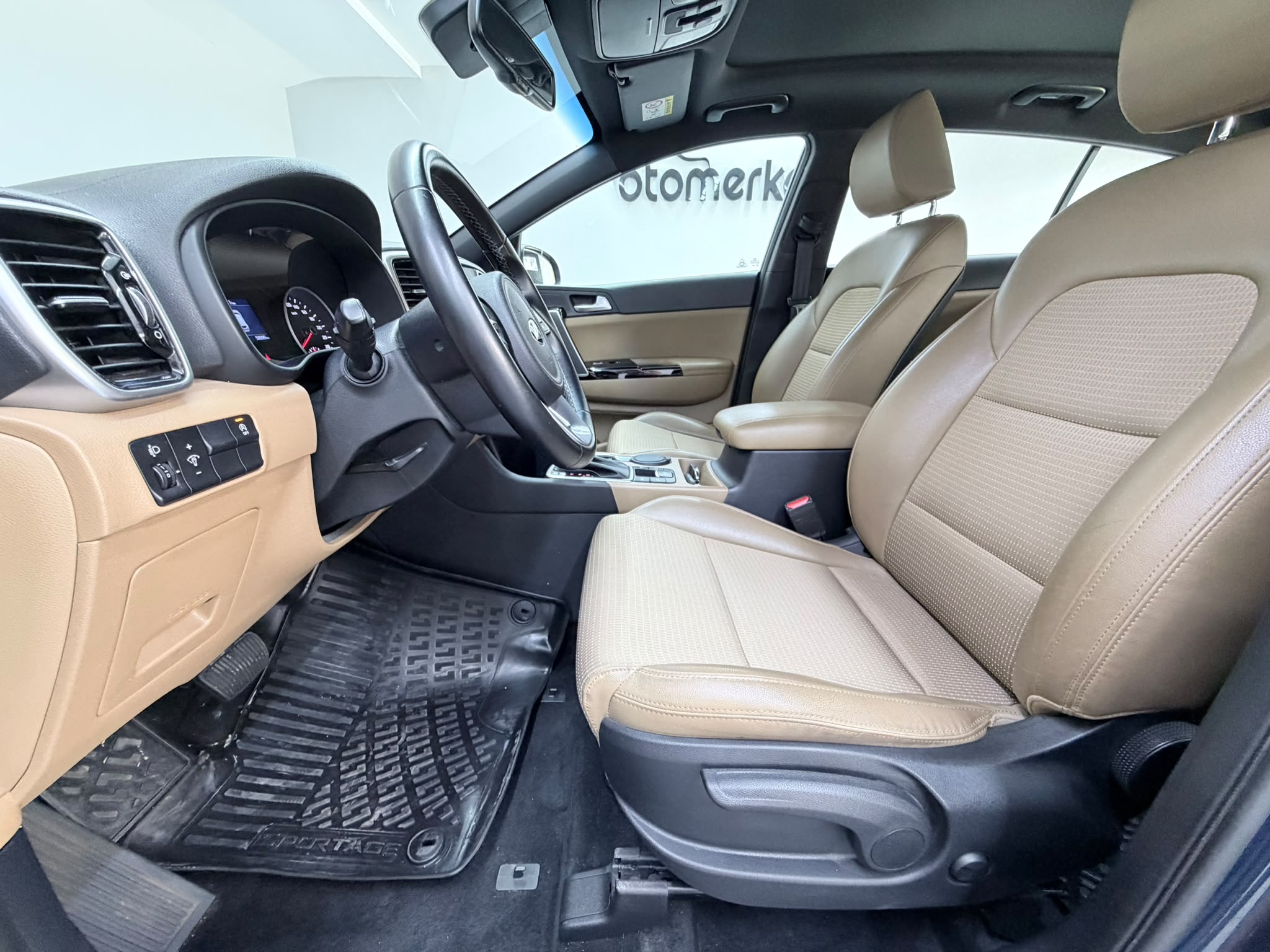KIA SPORTAGE 21